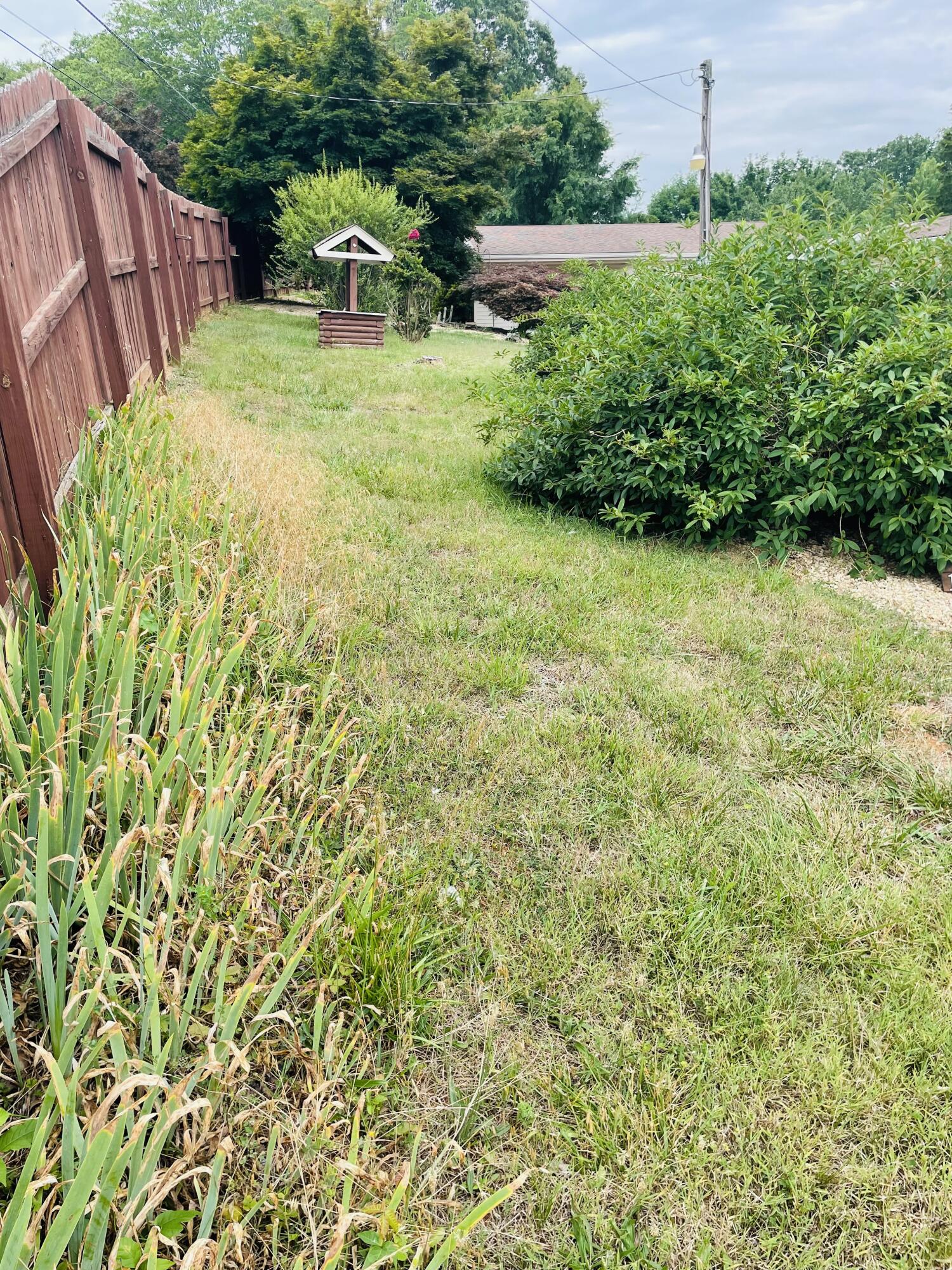 1035 Oyler Road Hardy, VA 24101 - Photo 67 of 70 Privacy fence:Landscaping-Oyler