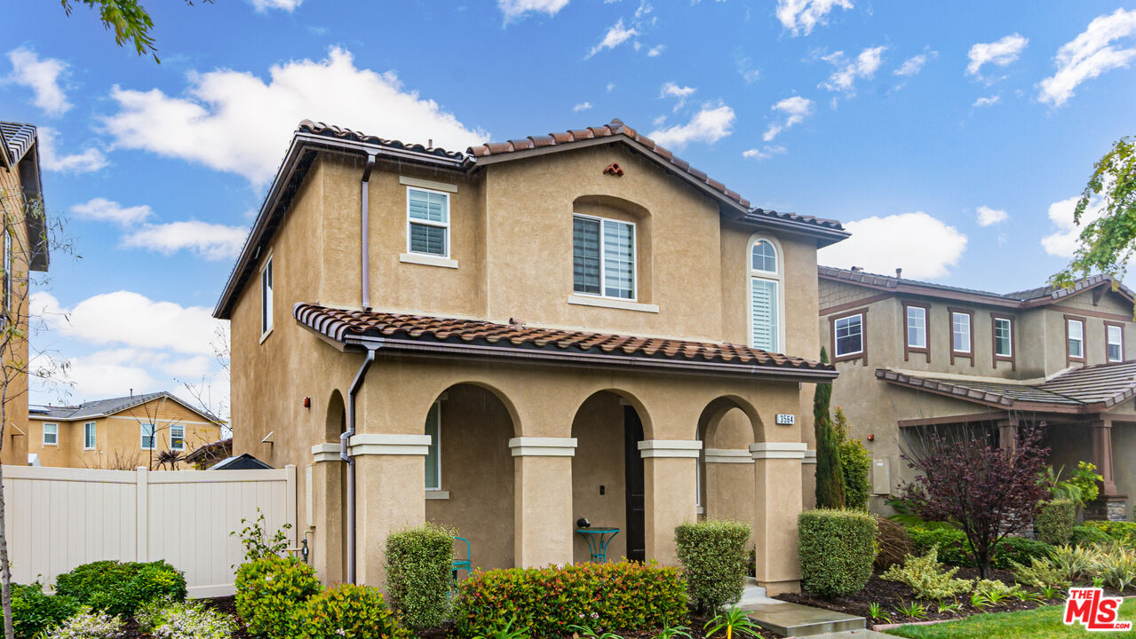 3564 Albion Drive Oxnard, CA 93036 - Photo 2 of 41 a front view of a house