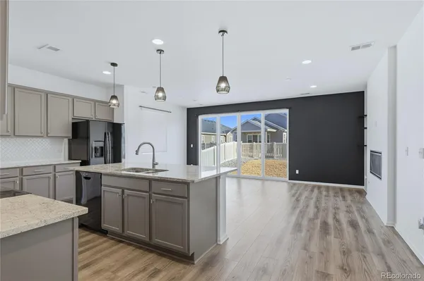$464,000 | 10562 Yosemite Street, Commerce City, CO 80640