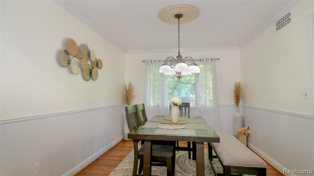 18717 Levan Road Livonia, MI 48152 - Photo 10 of 38