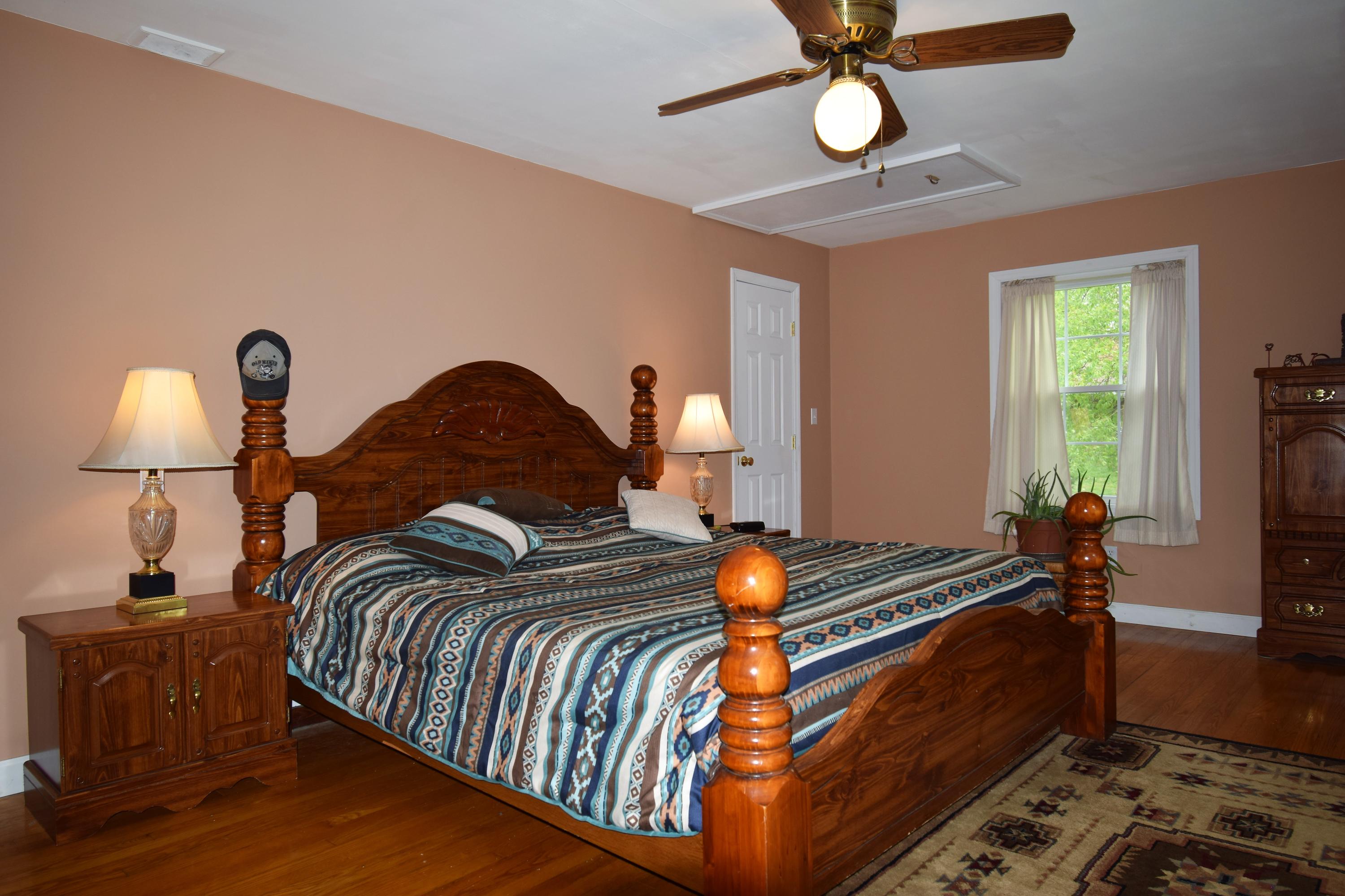 1212 Old Springfield Xenia, OH 45385 - Photo 24 of 44