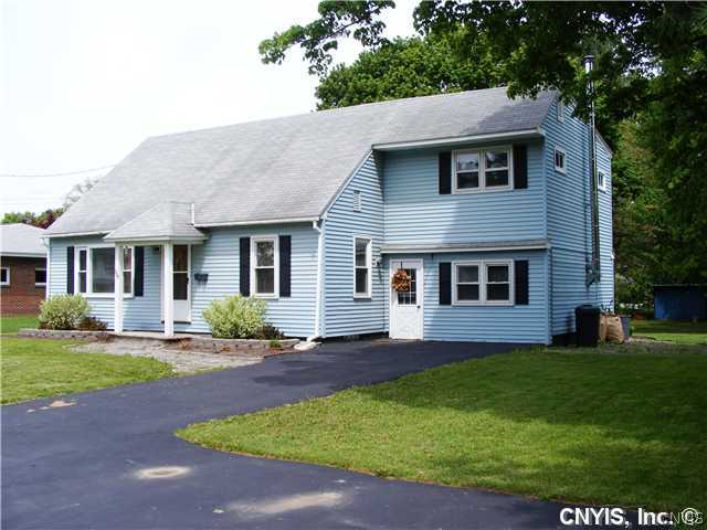 306 Brookhaven Road Clay, NY 13212 - Photo 1 of 1 Exterior Front