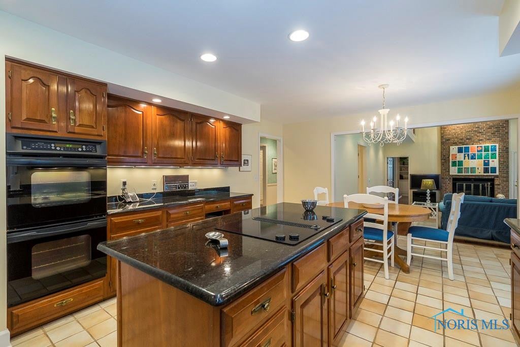 3011 Secretariat Road Toledo, OH 43615 - Photo 11 of 34 Kitchen