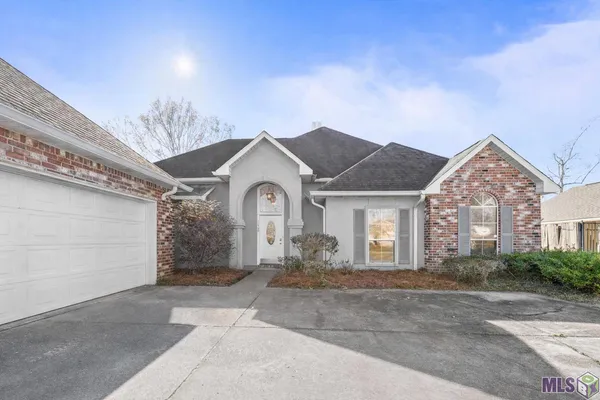$285,000 | 1440 Basswood Drive, Denham Springs, LA 70726