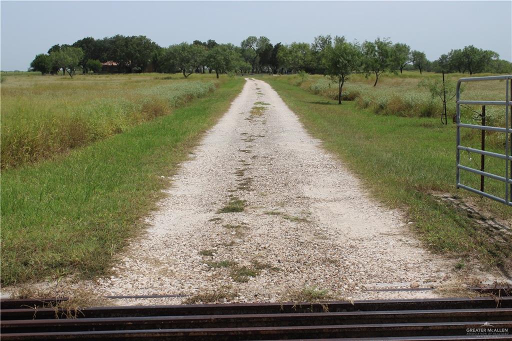 412 Cr 412 Road Falfurrias, TX 78355 - Photo 32 of 33