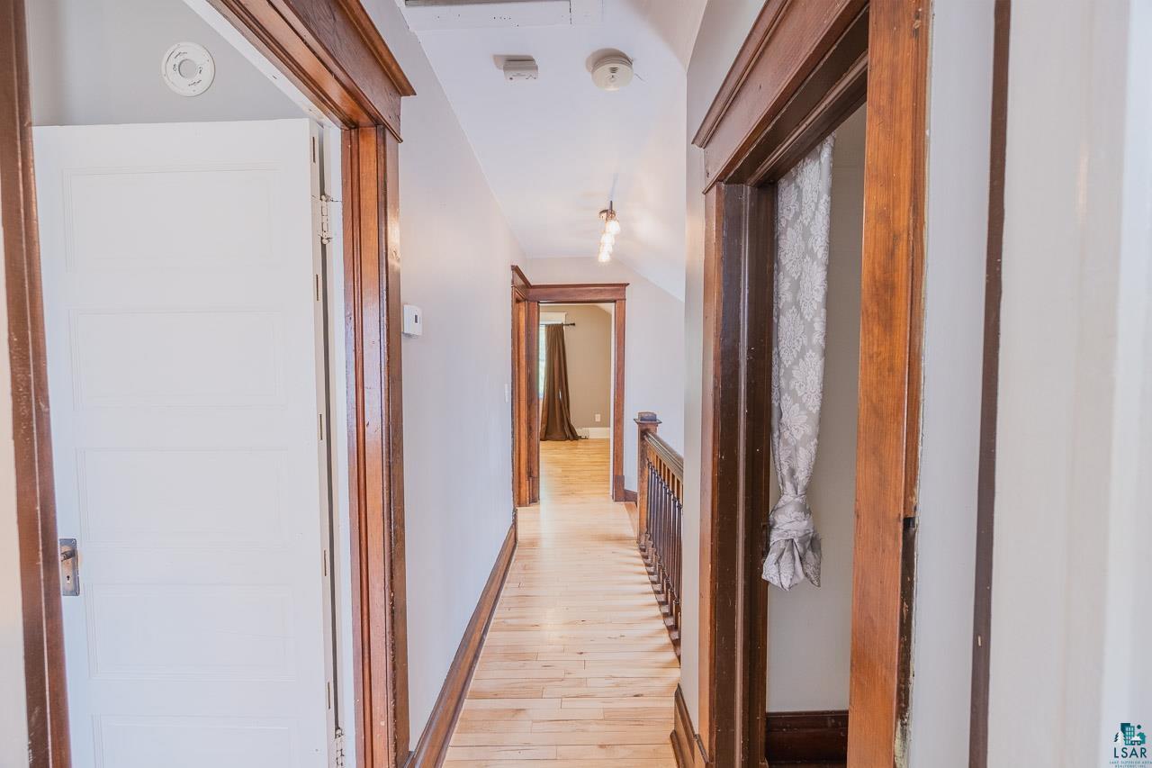 508 10th Street South Virginia, MN 55792 - Photo 16 of 43 Corridor
