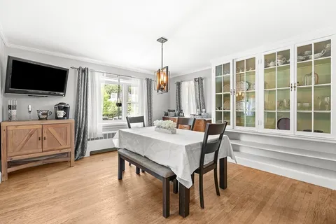 $729,000 | 211 Lynn Fells Parkway, Saugus, MA 01906