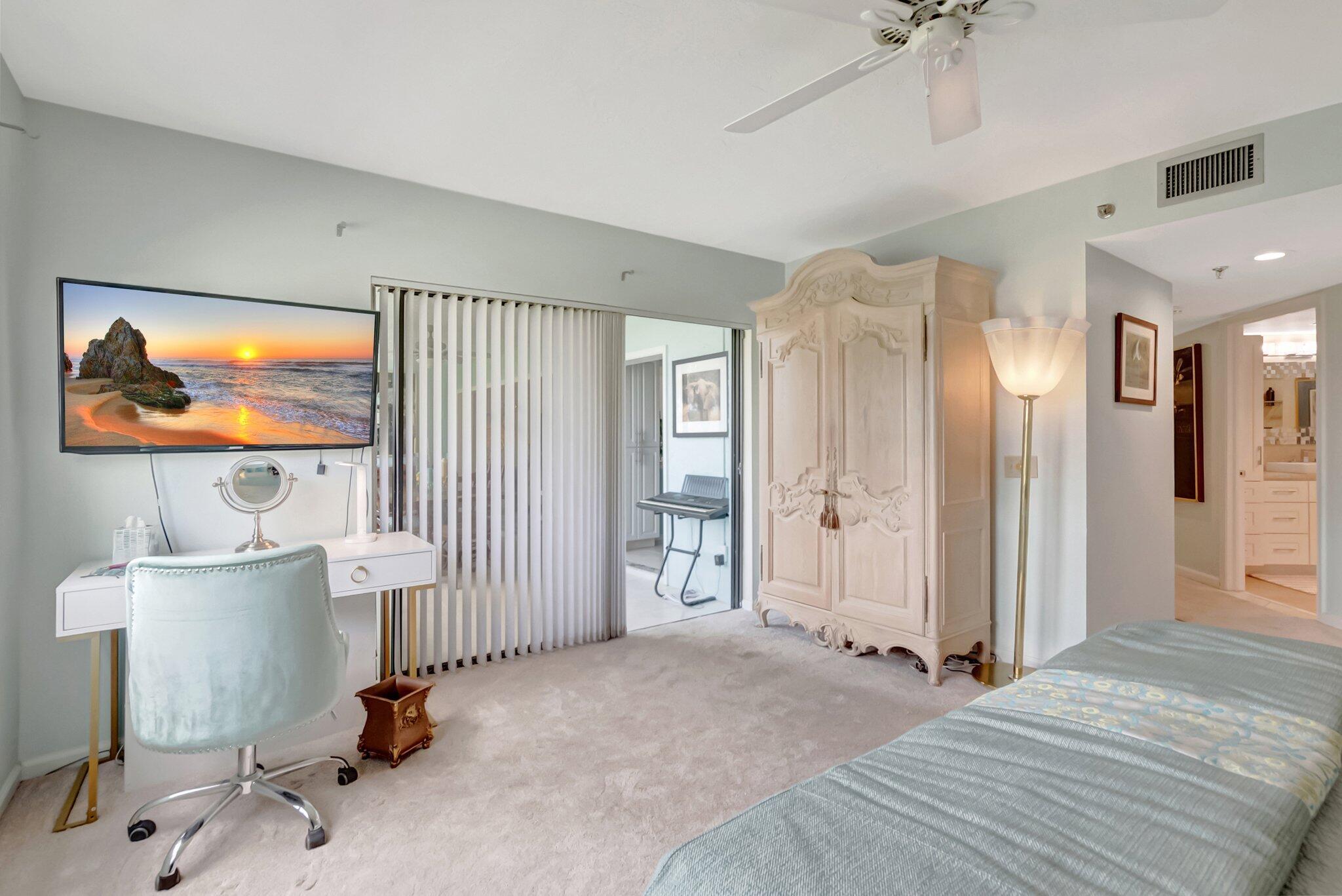 7507 La Paz Boulevard, Unit 202 Boca Raton, FL 33433 - Photo 18 of 31 master bedroom