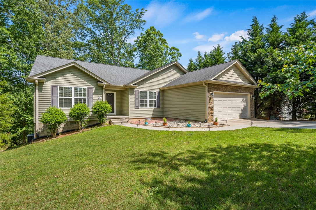 2606 Linmar Circle Anderson, SC 29621 - Photo 3 of 32 Gallery Image 3