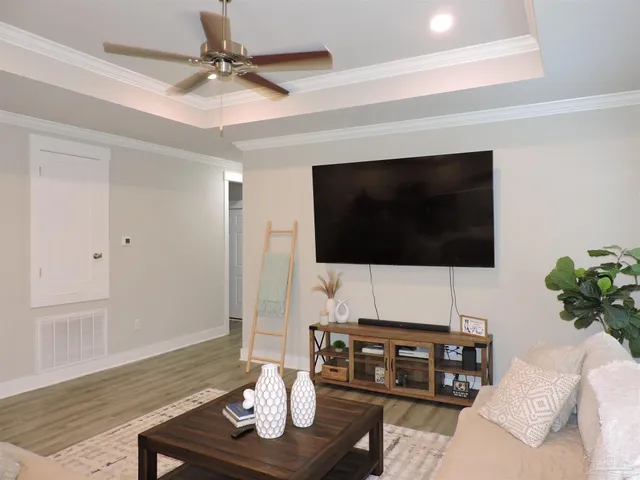 $1,900 | 8823 Airway Drive, Pensacola, FL 32514