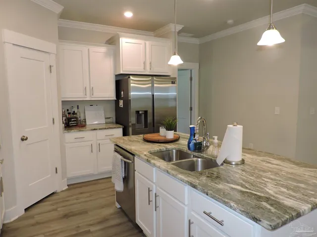 $1,900 | 8823 Airway Drive, Pensacola, FL 32514