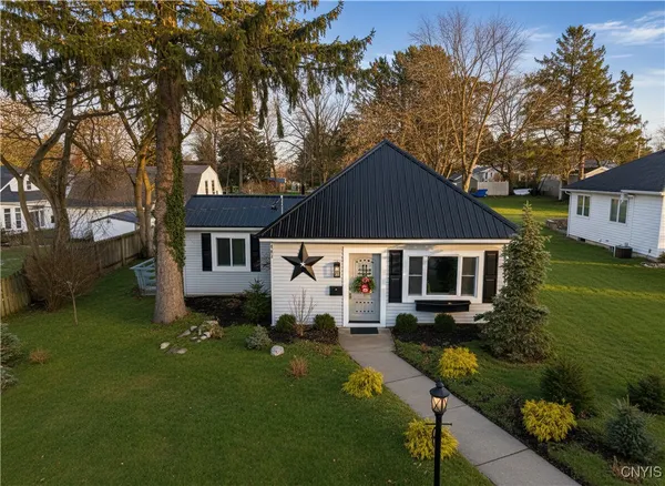 $289,000 | 141 Ross Street Extension, Auburn, NY 13021