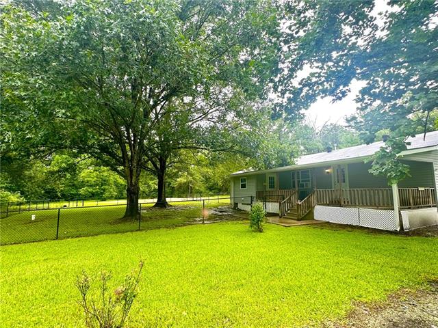 419 Taylor Road Dry Prong, LA 71423 - Photo 3 of 6