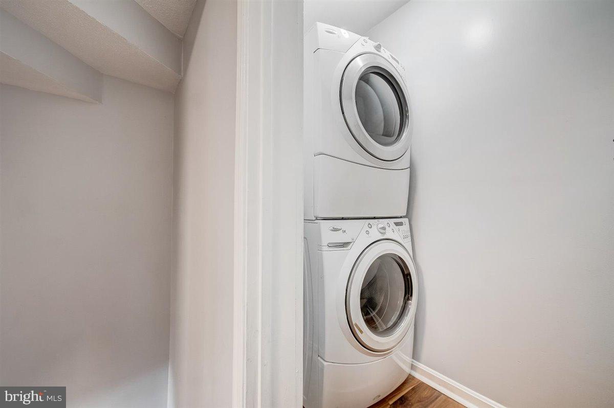 1115 Harvard Street Northwest, Unit R Washington, DC 20009 - Photo 29 of 39