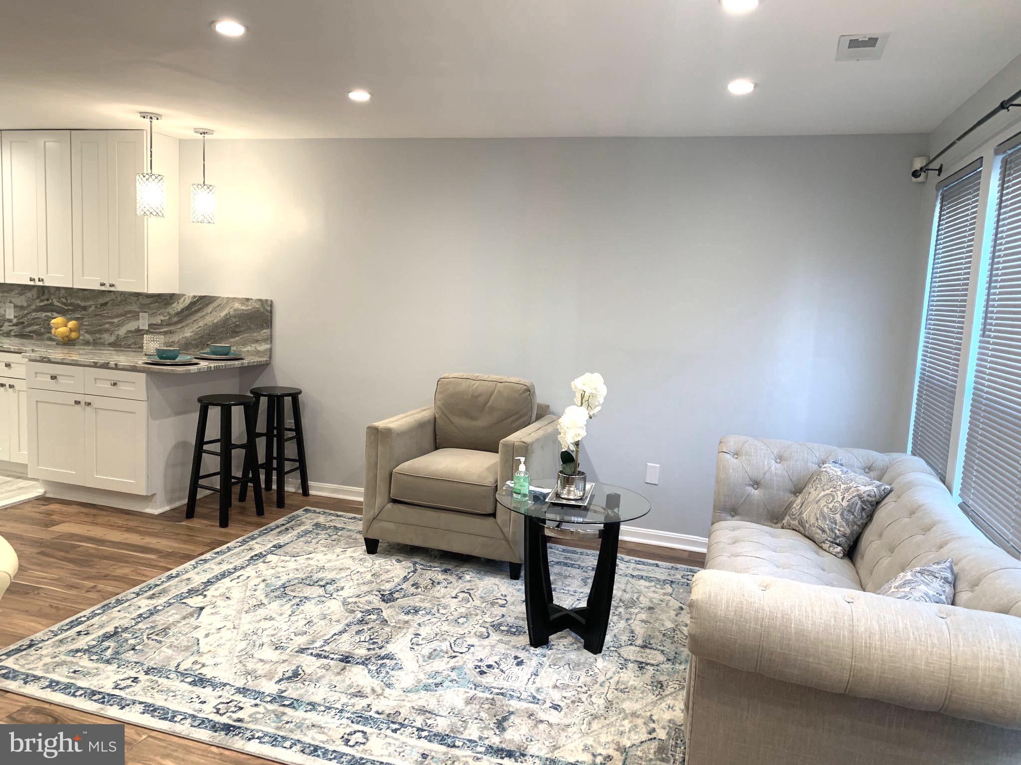 1115 Harvard Street Northwest, Unit R Washington, DC 20009 - Photo 5 of 39