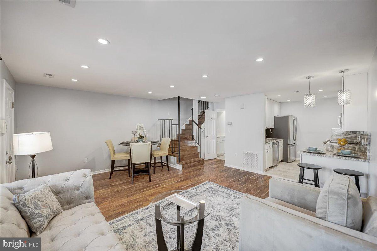 1115 Harvard Street Northwest, Unit R Washington, DC 20009 - Photo 7 of 39