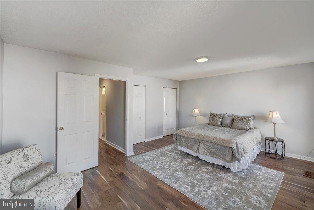 1115 Harvard Street Northwest, Unit R Washington, DC 20009 - Photo 8 of 39