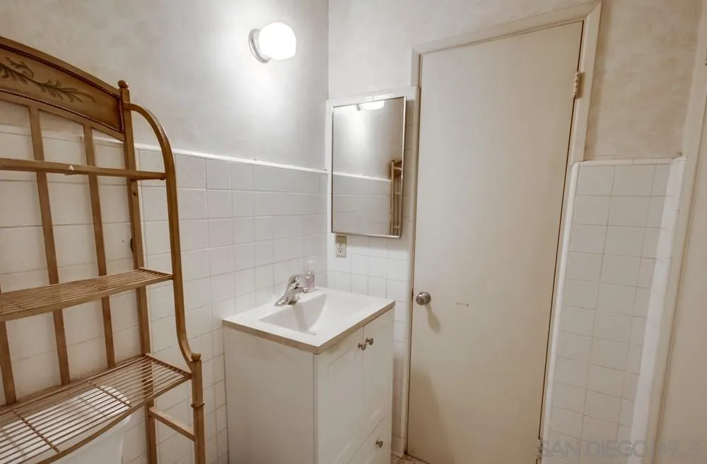 9763 Flinn Springs Road El Cajon, CA 92021 - Photo 17 of 25 Gallery Image 17