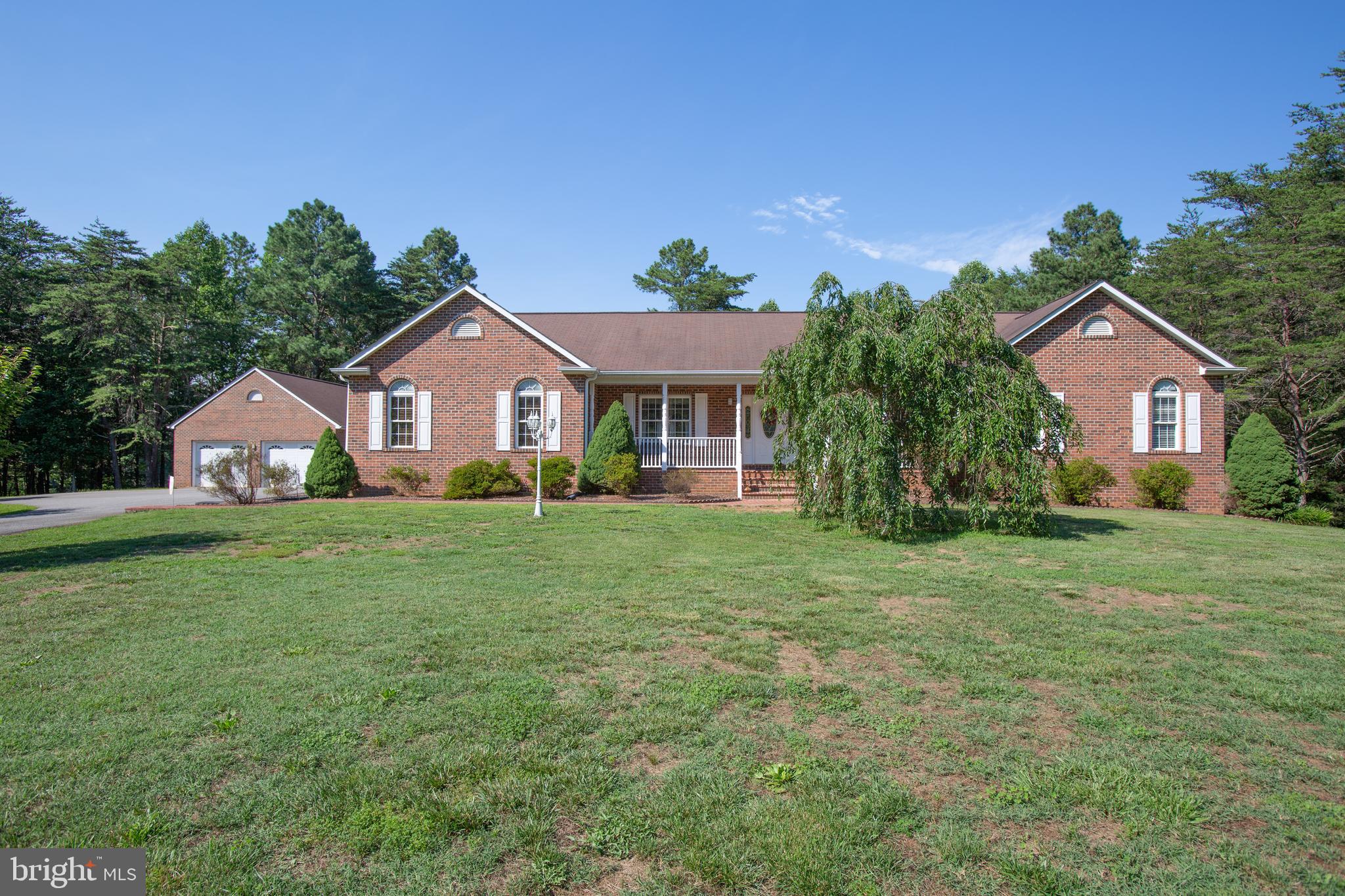 7376 Courthouse Road Spotsylvania, VA 22551 - Photo 4 of 54 Welcome home!