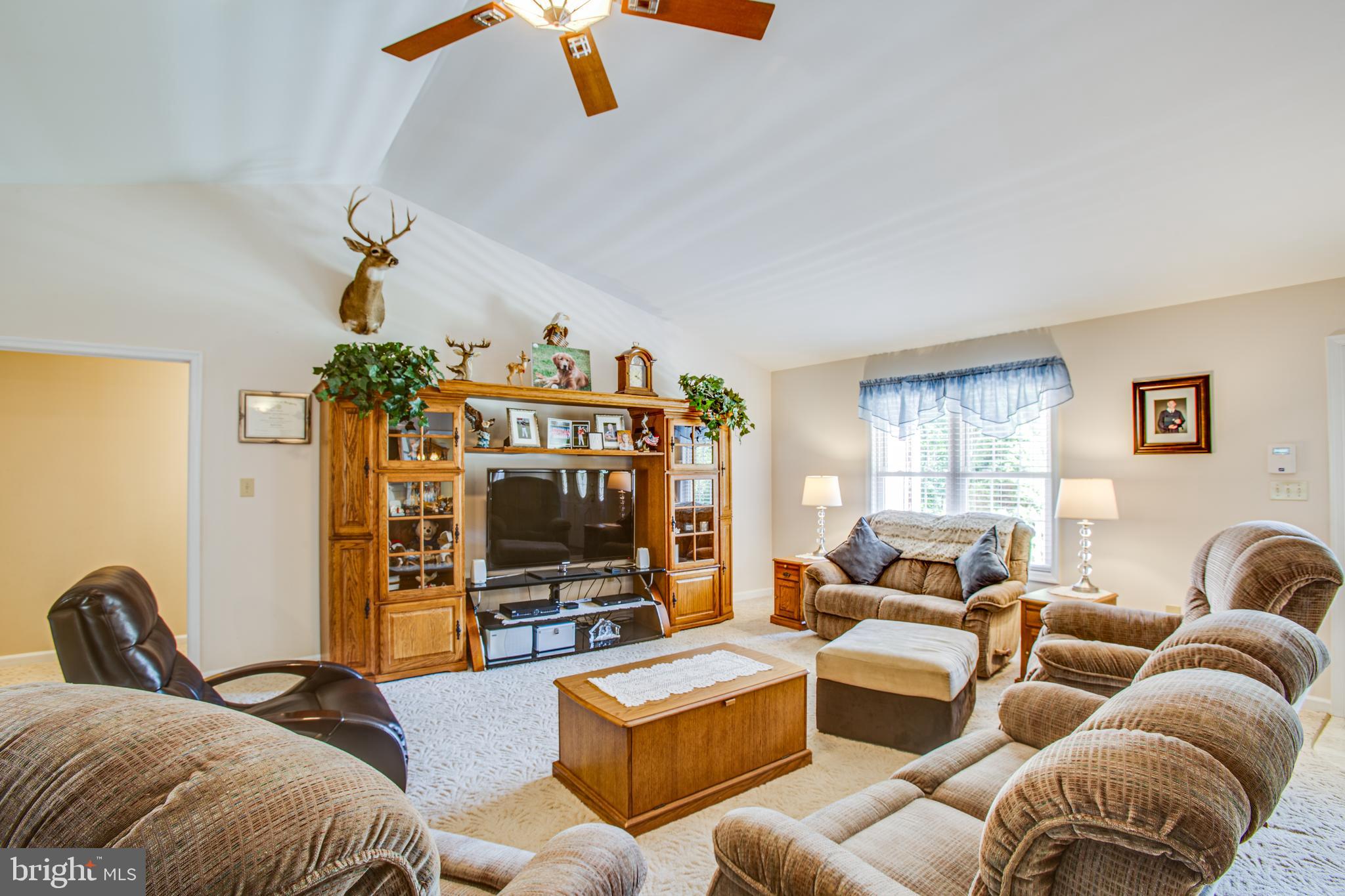 7376 Courthouse Road Spotsylvania, VA 22551 - Photo 10 of 54 Family room