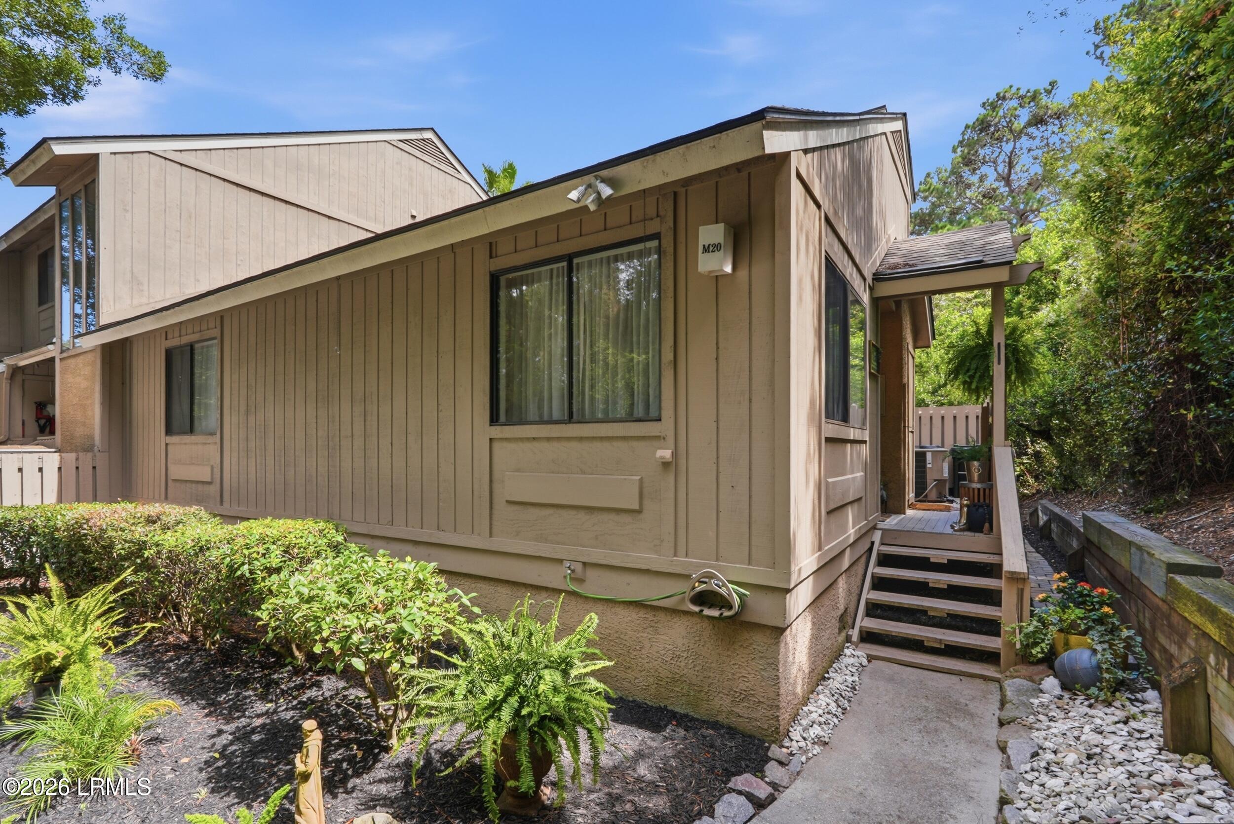 5 Gumtree Road, Unit M20 Hilton Head Island, SC 29926 - Photo 5 of 51 4_dsc07597