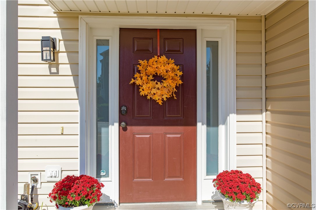 13312 Ridgemoor Lane Midlothian, VA 23114 - Photo 2 of 38 Welcome Home!
