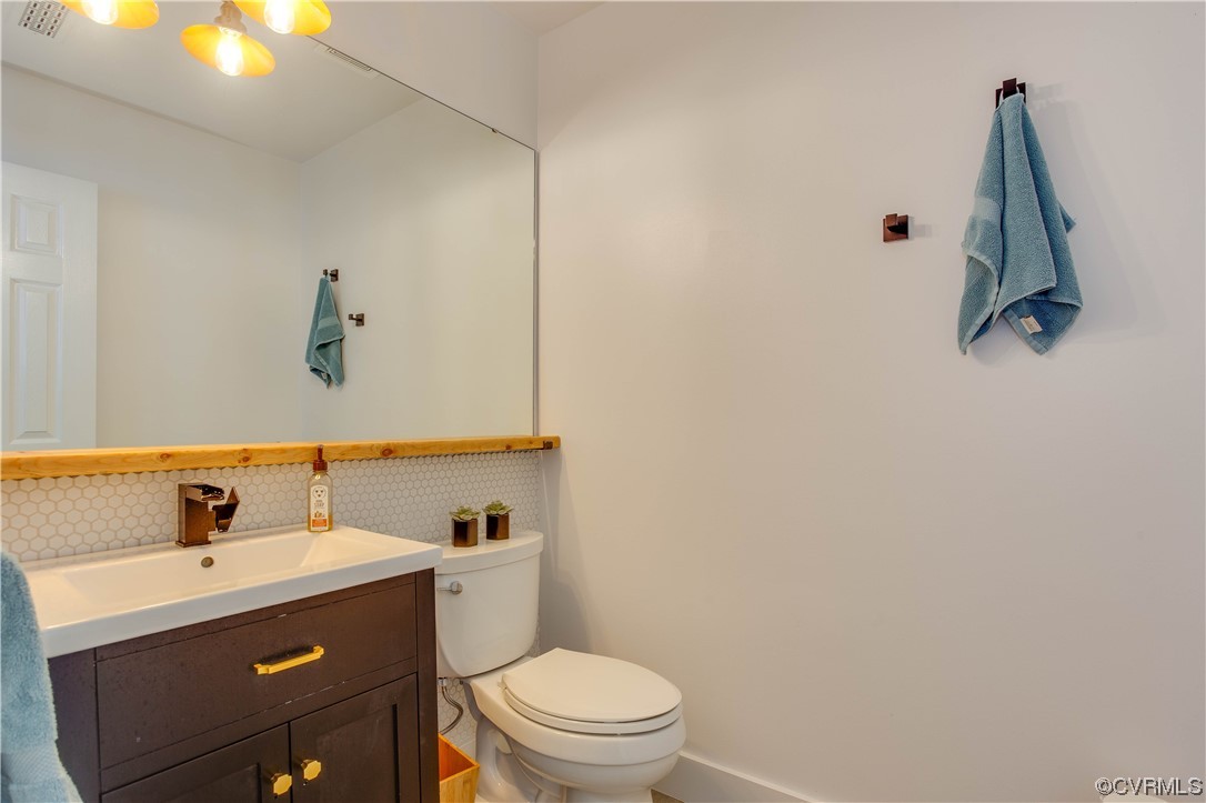 13312 Ridgemoor Lane Midlothian, VA 23114 - Photo 7 of 38 remodeled entry level half bath with exquisite til