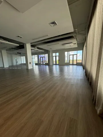 a view of an outdoor space