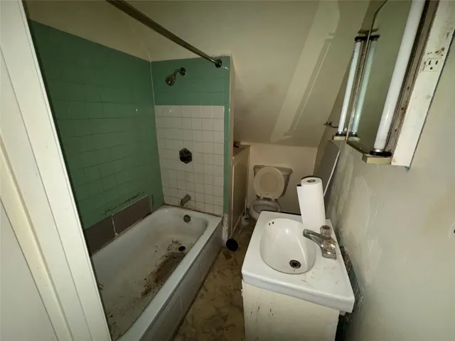 $135,000 | 230 St Charles Street, Johnson City, NY 13790