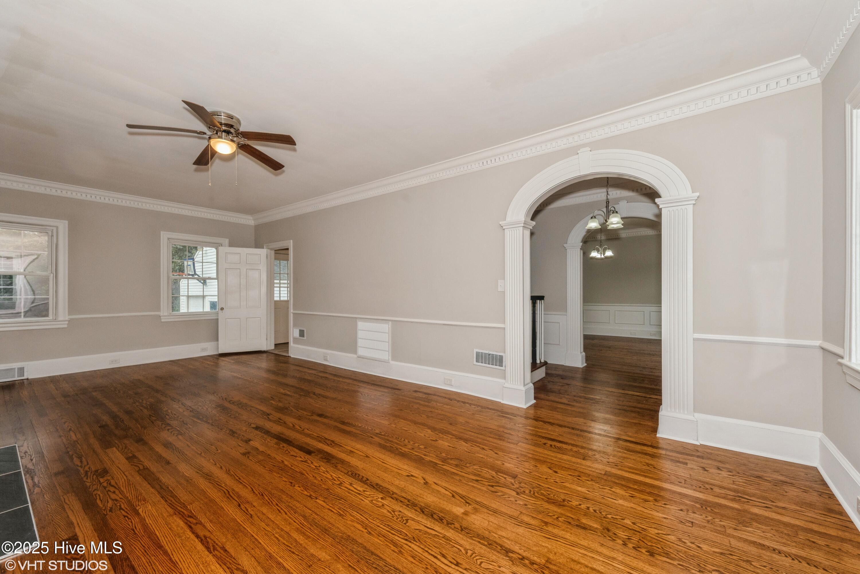 703 Rountree Street Kinston, NC 28501 - Photo 9 of 15 09_703ROUNTREEST_2023_HiRes