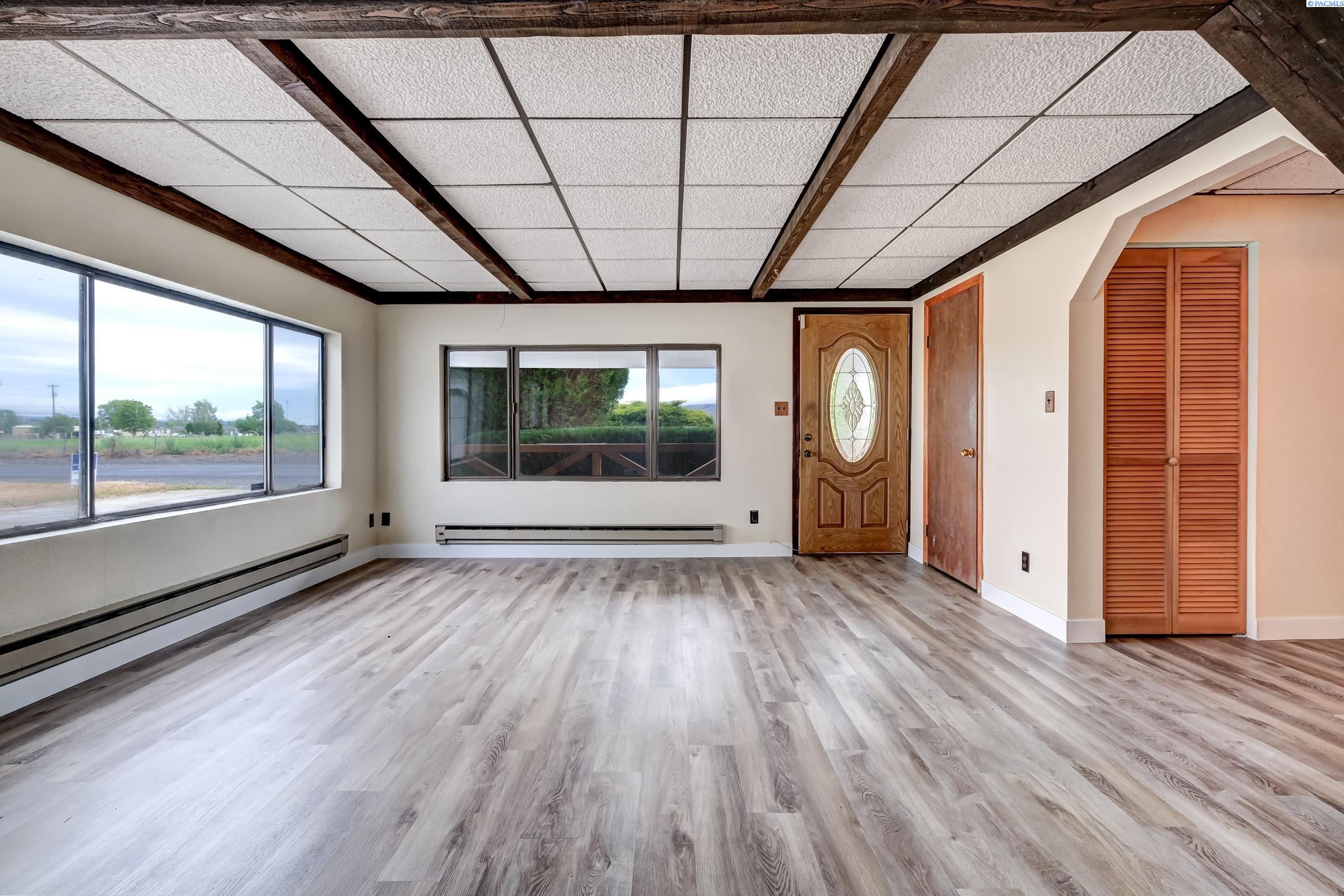 8502 North Bunn Road Prosser, WA 99350 - Photo 7 of 33 Gallery Image 7
