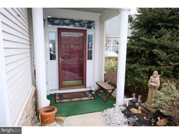 7 Edgewater Path Barnegat, NJ 08005 - Photo 2 of 24 Gallery Image 2