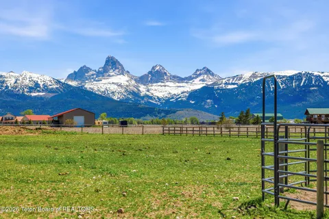 $975,000 | 1871 Fischer Lane, Tetonia, ID 83452