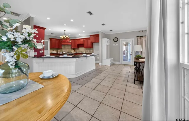 $769,000 | 280 County Road 1428, Jacksonville, TX 75766