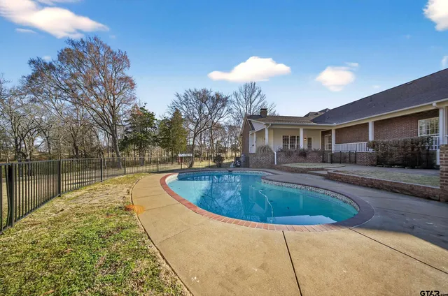 $769,000 | 280 County Road 1428, Jacksonville, TX 75766