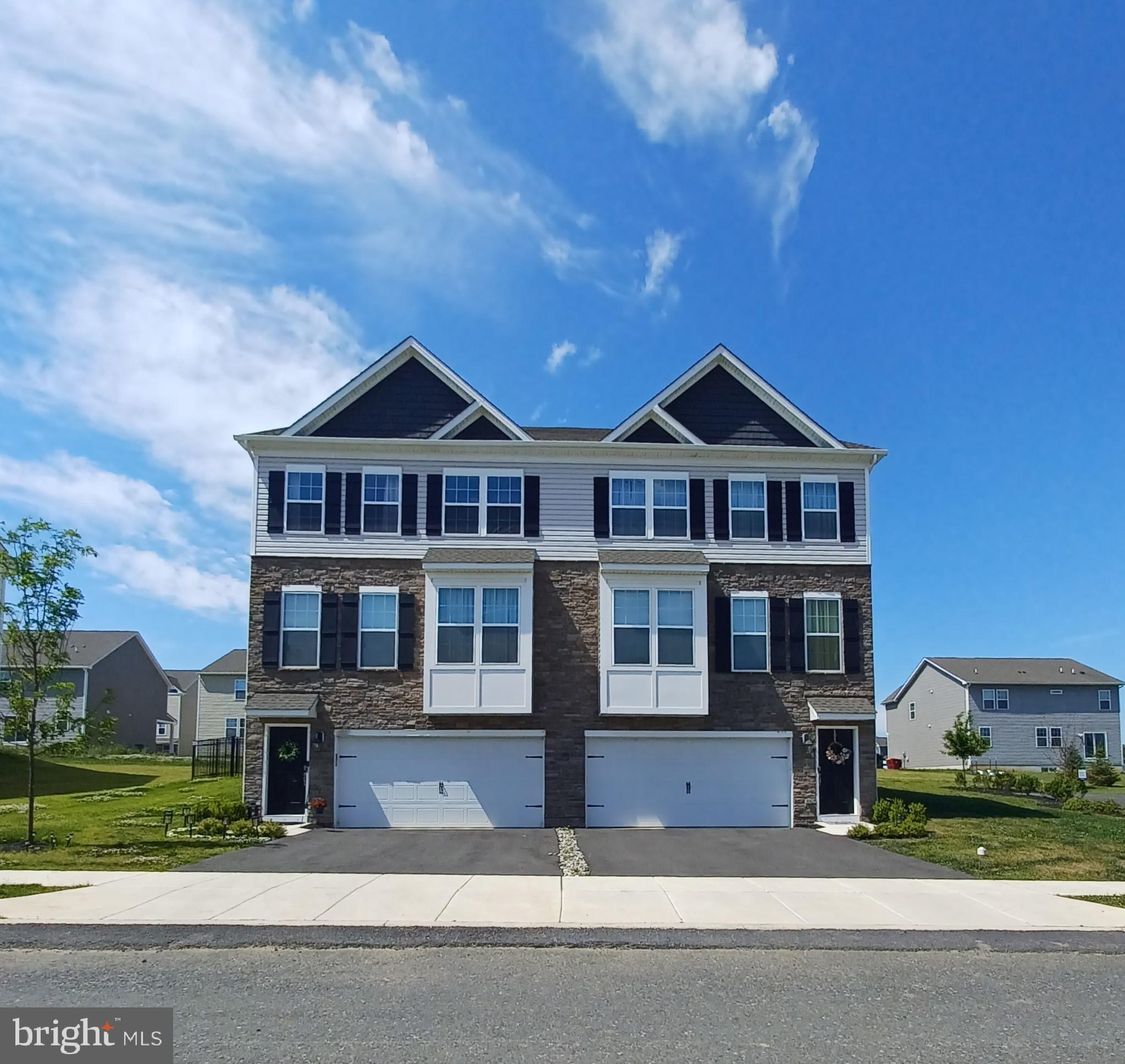 221 Winding Road Easton, PA 18040 - Photo 5 of 33 similar home