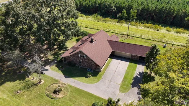 $445,000 | 21321 Samuels Road, Zachary, LA 70791