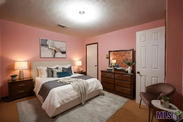 $445,000 | 21321 Samuels Road, Zachary, LA 70791