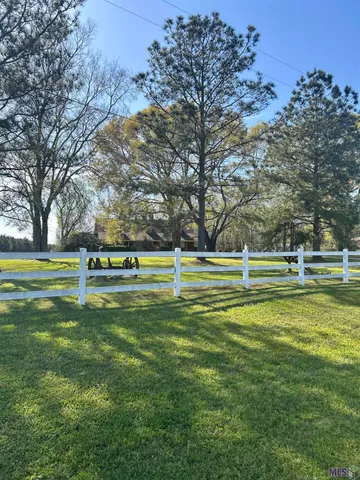 $445,000 | 21321 Samuels Road, Zachary, LA 70791