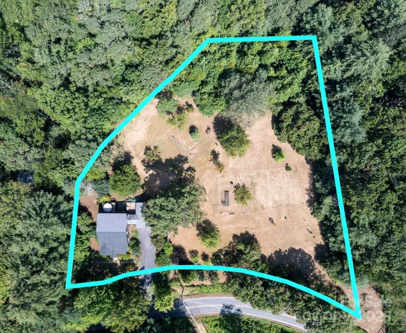 $995,000 | 136 Graveyard Road, Fairview, NC 28730