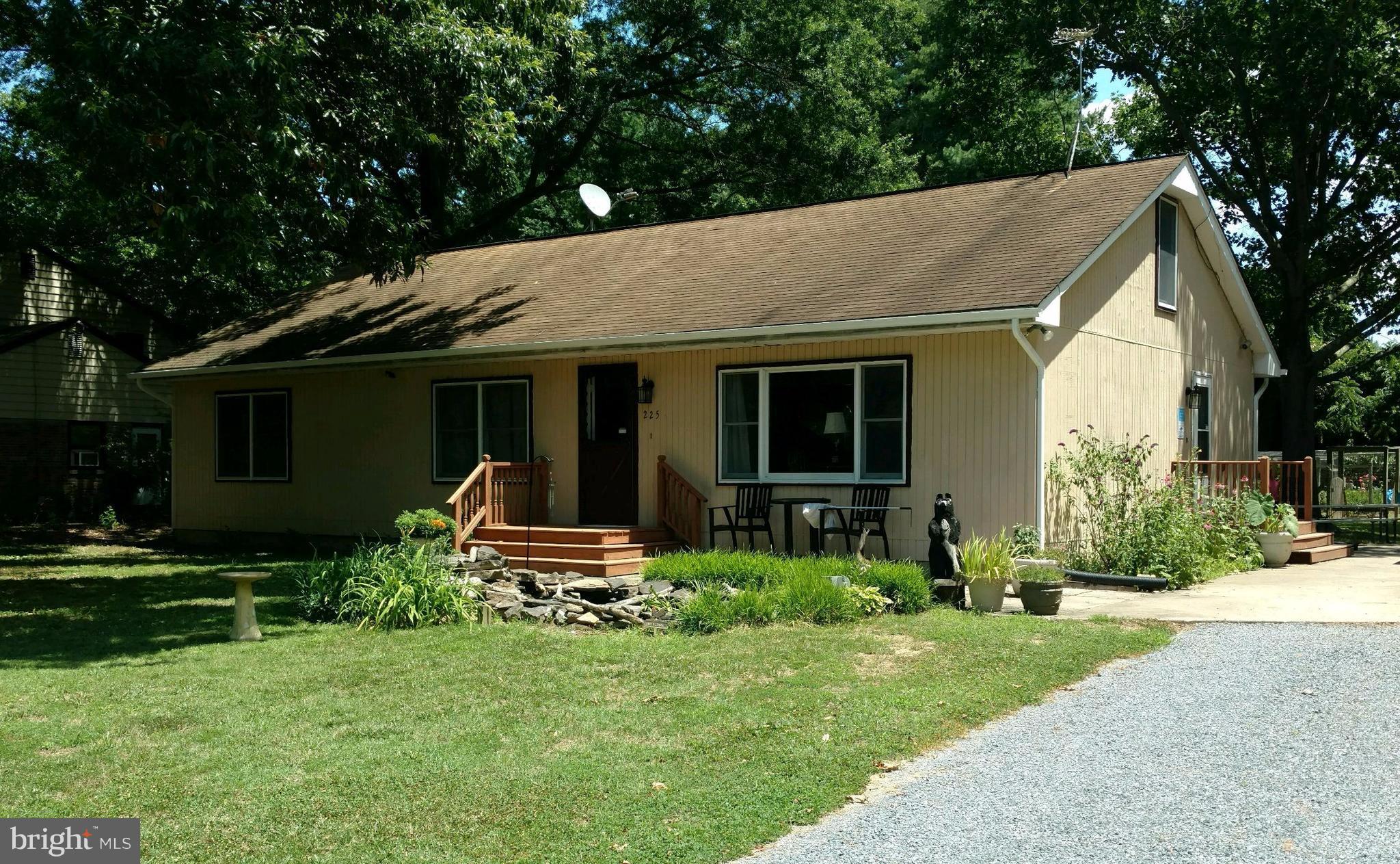 Exterior (Front)