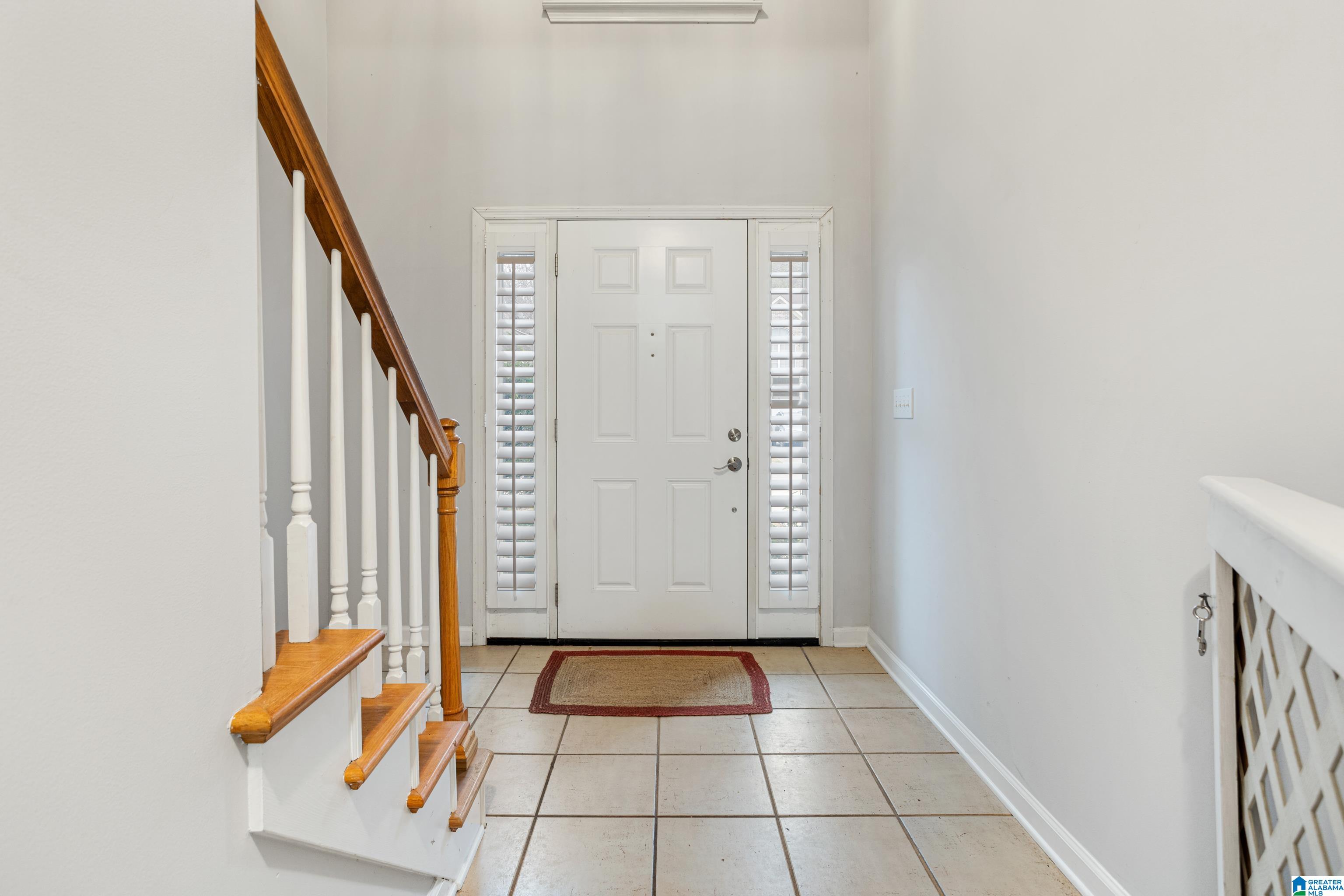 118 Frances Lane Helena, AL 35080 - Photo 4 of 41