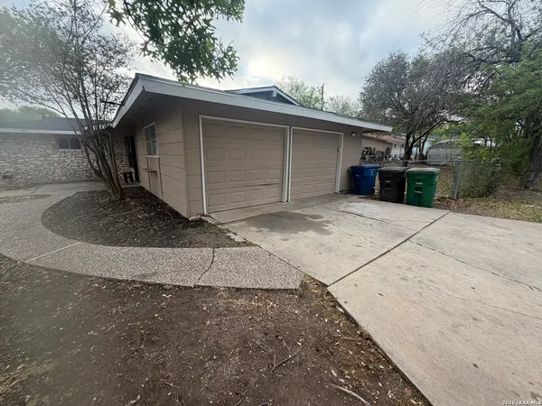 $1,500 | 7918 Paint Drive, San Antonio, TX 78227