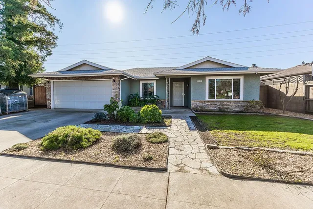 $435,000 | 5840 East Illinois Avenue, Fresno, CA 93727