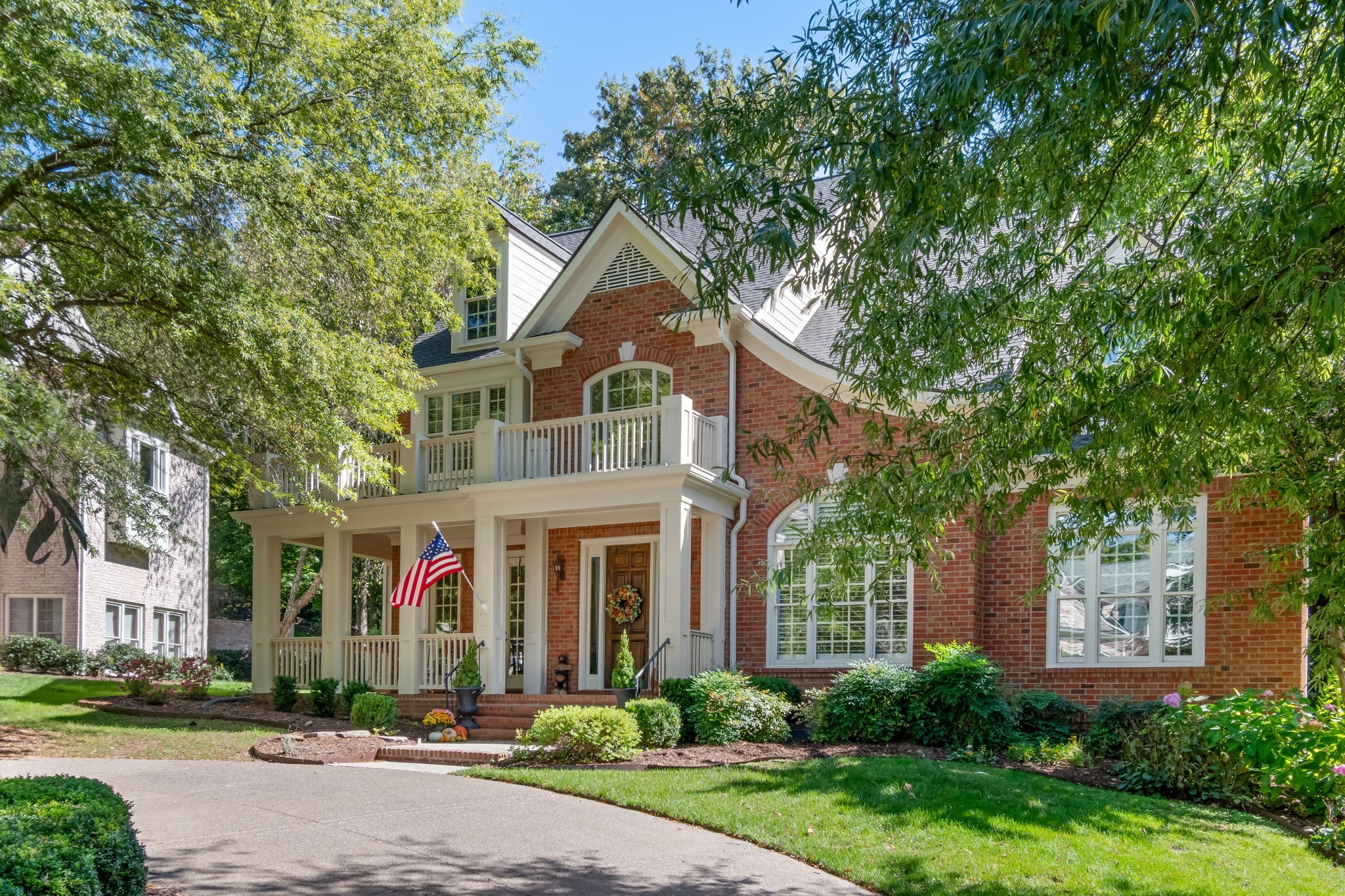 243 Chatfield Way Franklin, TN 37067 - Photo 4 of 98