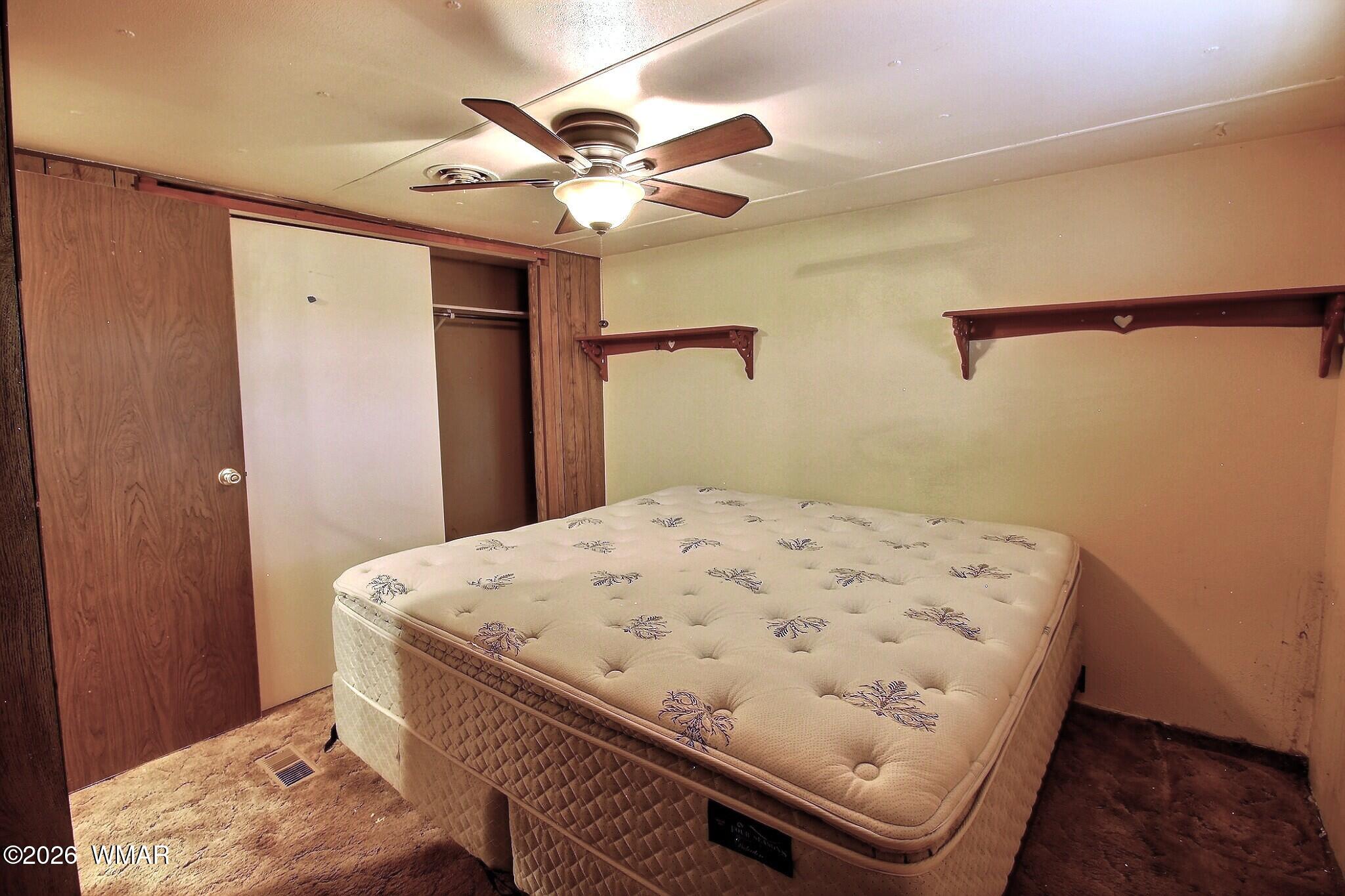 1254 Lone Pine Dam Road Show Low, AZ 85901 - Photo 9 of 21 Primary Bedroom
