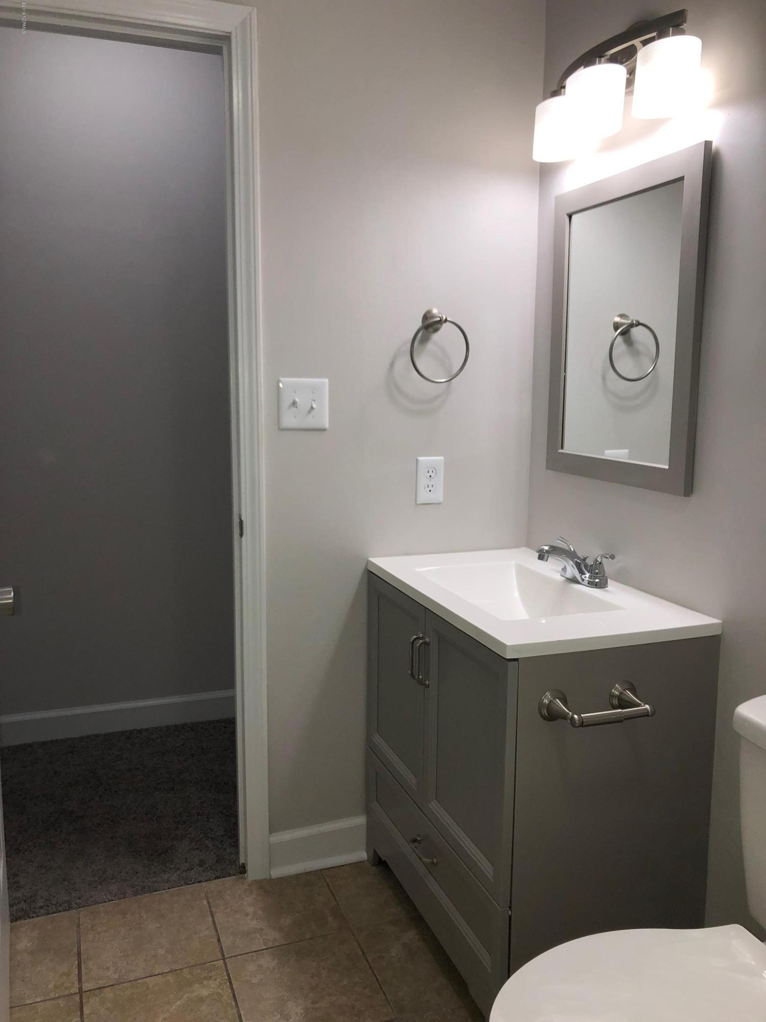 102 Belltown Road Havelock, NC 28532 - Photo 9 of 17 spare bathroom