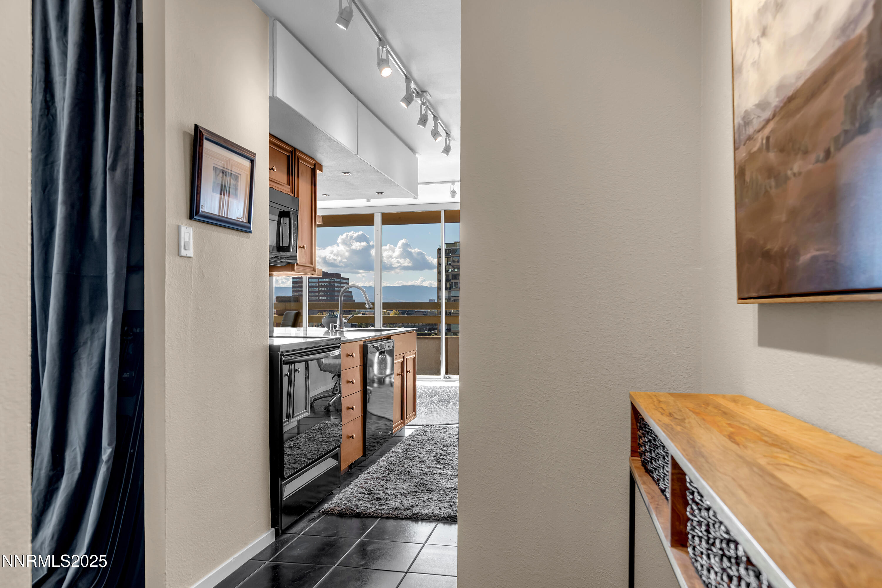 100 North Arlington Avenue, Unit 6E Reno, NV 89501 - Photo 22 of 39 Arlington100_6E-022