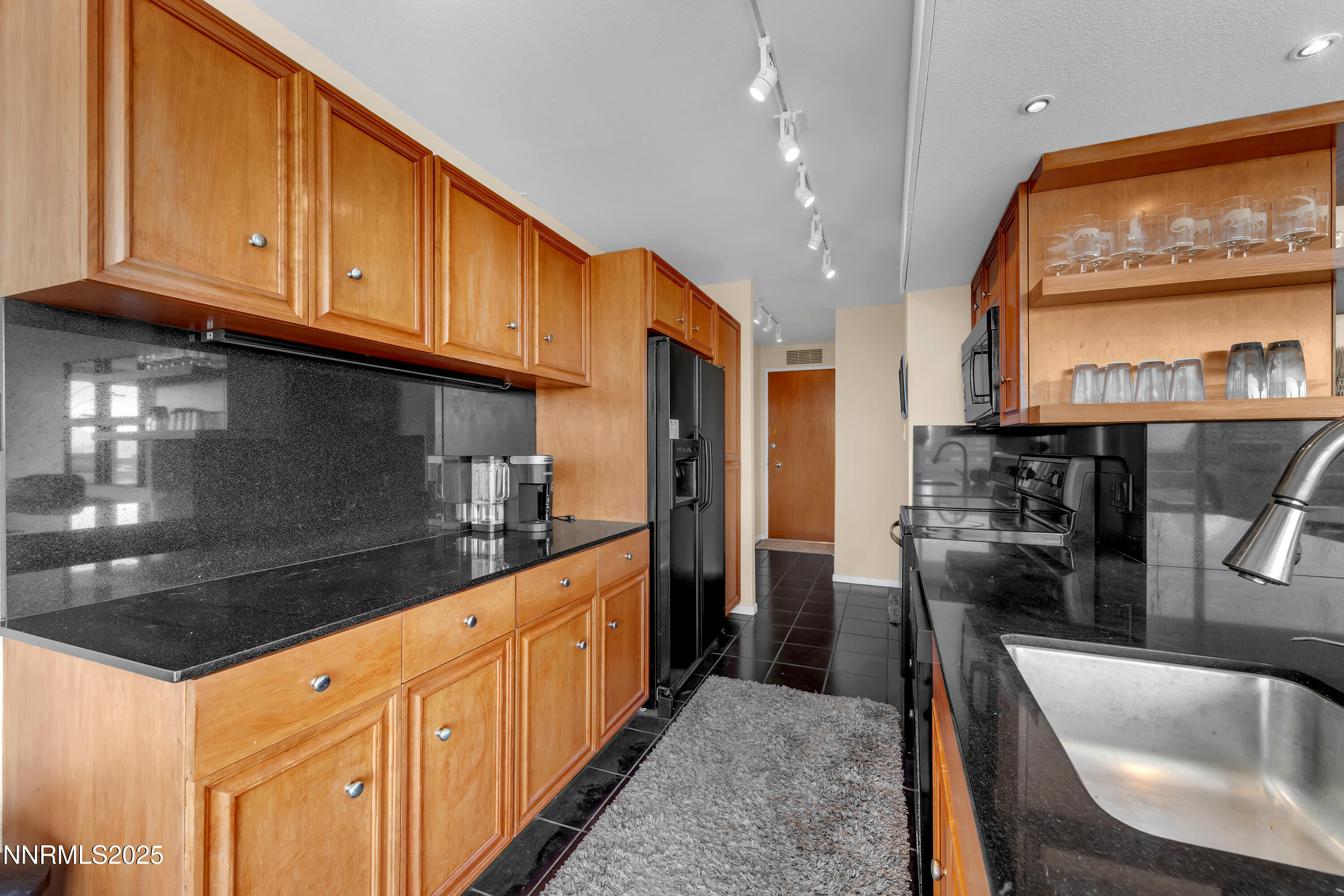 100 North Arlington Avenue, Unit 6E Reno, NV 89501 - Photo 8 of 39 Arlington100_6E-008