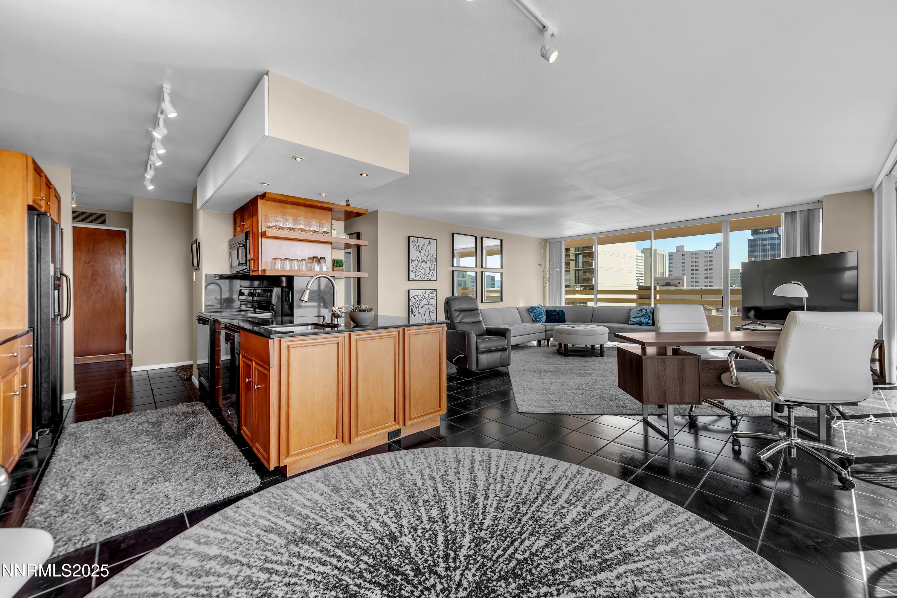 100 North Arlington Avenue, Unit 6E Reno, NV 89501 - Photo 10 of 39 Arlington100_6E-010